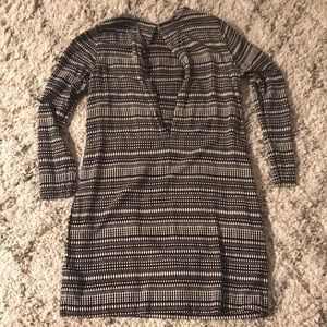 Black and white patterned dress